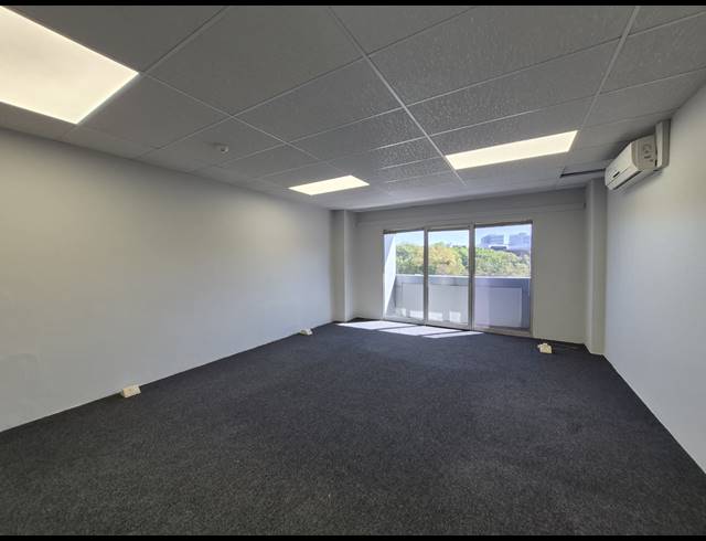 899M² OFFICE TO LET IN SANDTON CENTRAL